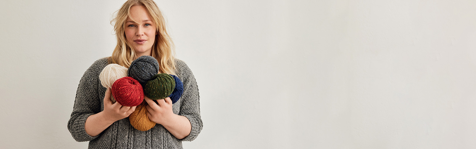 INOVATIVNO, ERGONOMSKO - NAJVIŠI KVALITET Lana Grossa Igle | KUKIČANJE IGLICE |  Dizajn Boja s mekim ručkom